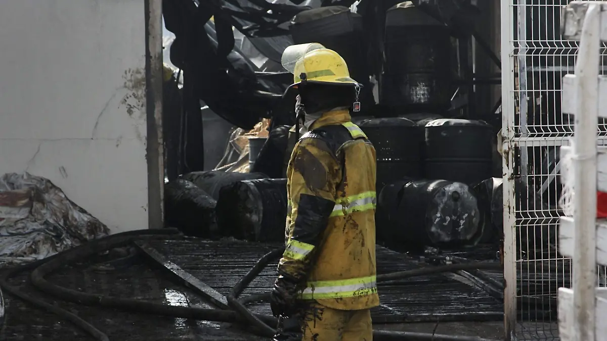 FCO  MEZA - BOMBEROS (2)